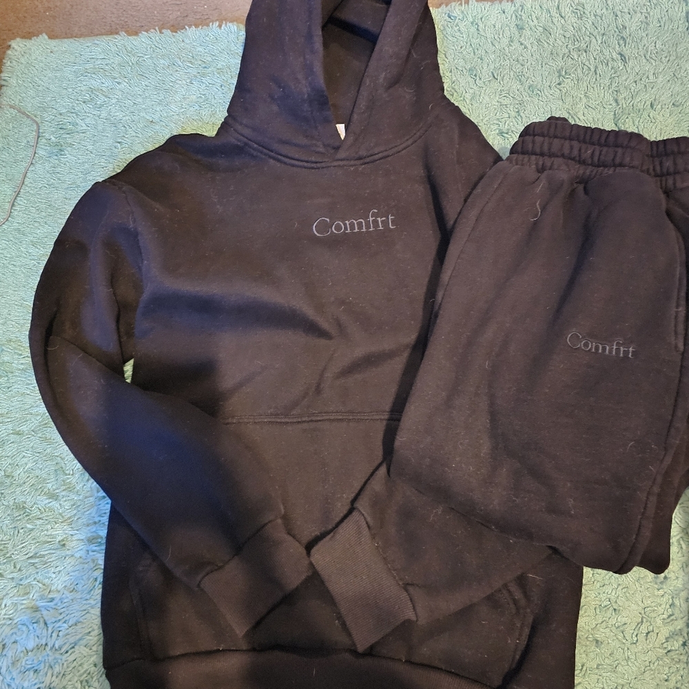 NWOT Black Hoodie and Sweatpants Set